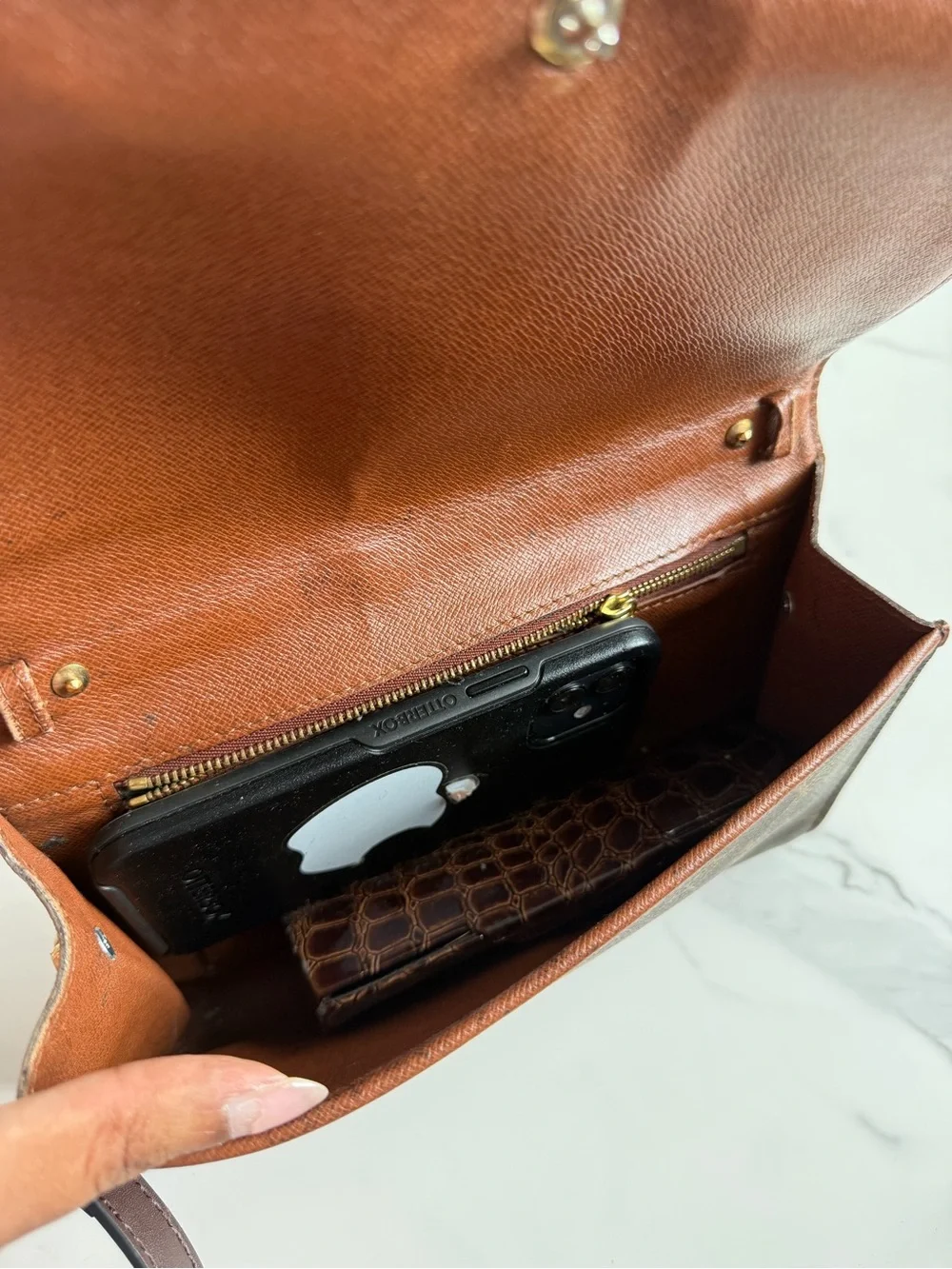 Louis Vuitton Monogram Bordeaux crossbody 🤎 - Picture 12 of 14